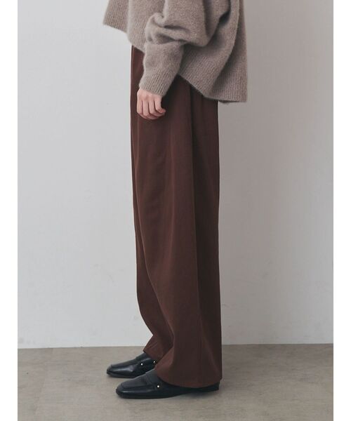 ELENDEEK(エレンディーク)の「フロントカーブパンツ(その他パンツ・レディース・ブラウン/オフホワイト・2/1)」の7枚目の写真