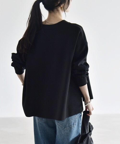 quaranciel(カランシエル)の「〈手洗い可能〉カットジョーゼット Vネック ワイド カーディガン(カーディガン/ボレロ・レディース・ベージュ/ブラック/ネイビー/オフホワイト・ONE SIZE)」の20枚目の写真