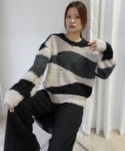 CORNERS(コーナーズ)の「シャギーブークレニュアンス柄ニットプルオーバー(ニット/セーター・レディース・ブラック/グレイッシュベージュ/ピンク/ブラウン/グレー・FREE)」の20枚目の写真