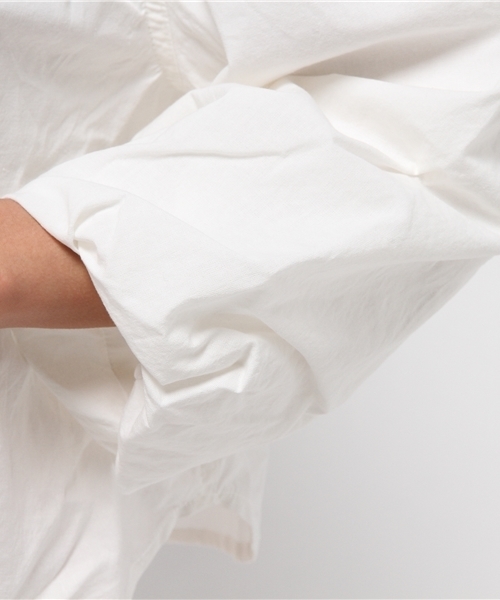 Kastane（カスタネ）の「ボリューム袖トップス（Tシャツ/カットソー・レディース・ピンク/その他11/オフホワイト/ネイビー・FREE）」の8枚目の写真