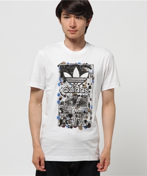 adidas（アディダス）の「オリジナルス Tシャツ[CULTURE CLASH TEE]（Tシャツ/カットソー・メンズ・ブラック/ホワイト・SMALL/XX-LARGE/MEDIUM/X-LARGE/X-SMALL/LARGE/XXX-LARGE）」の2枚目の写真