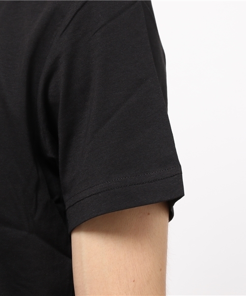 adidas（アディダス）の「オリジナルス Tシャツ[CULTURE CLASH TEE]（Tシャツ/カットソー・メンズ・ブラック/ホワイト・SMALL/XX-LARGE/MEDIUM/X-LARGE/X-SMALL/LARGE/XXX-LARGE）」の6枚目の写真