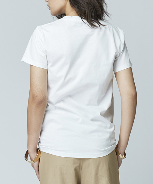 TRUNO by NOISE MAKER(トルノバイノイズメーカー)の「【新色追加】プリントTシャツ/typography(Tシャツ/カットソー・レディース・ホワイト/ブラック/ピンク/ラベンダー/レッド・36/38)」の7枚目の写真