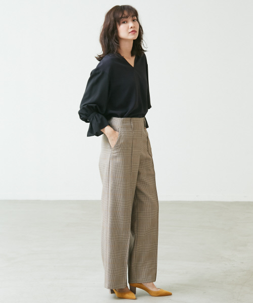 Abahouse Devinette（ドゥヴィネット）の「ヴィスコースツイルブラウス【GINGER 2017年11月号 P.29掲載】（シャツ/ブラウス・レディース・ネイビー/ホワイト/カーキ・FREE）」の11枚目の写真