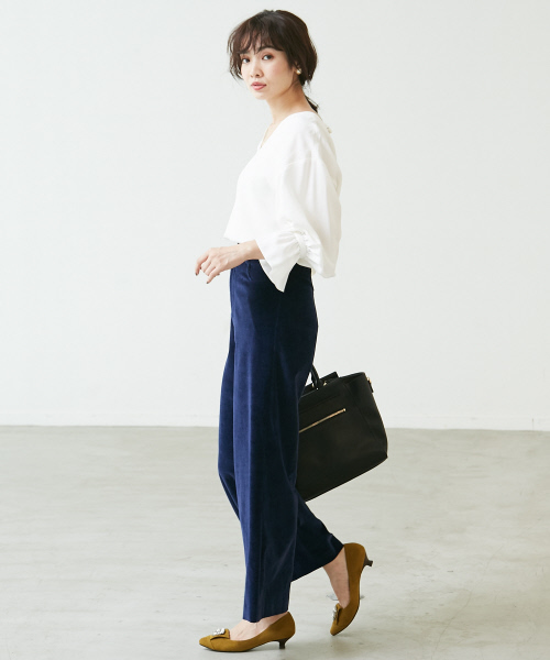 Abahouse Devinette（ドゥヴィネット）の「ヴィスコースツイルブラウス【GINGER 2017年11月号 P.29掲載】（シャツ/ブラウス・レディース・ネイビー/ホワイト/カーキ・FREE）」の14枚目の写真