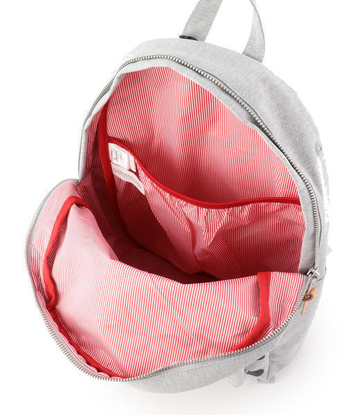 Herschel Supply(ハーシェルサプライ)の「HERSCHEL: OFFSET SETTELMENT(バックパック/リュック・メンズ・オリーブ/グレー・ONE SIZE)」の4枚目の写真