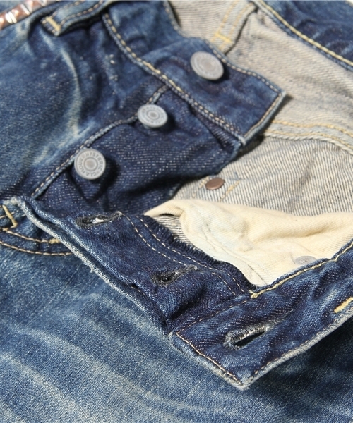 HYSTERIC GLAMOUR（ヒステリックグラマー）の「SP加工デニムストレートPT（デニムパンツ・メンズ・インディゴブルー・28inch/30inch/32inch/34inch）」の9枚目の写真