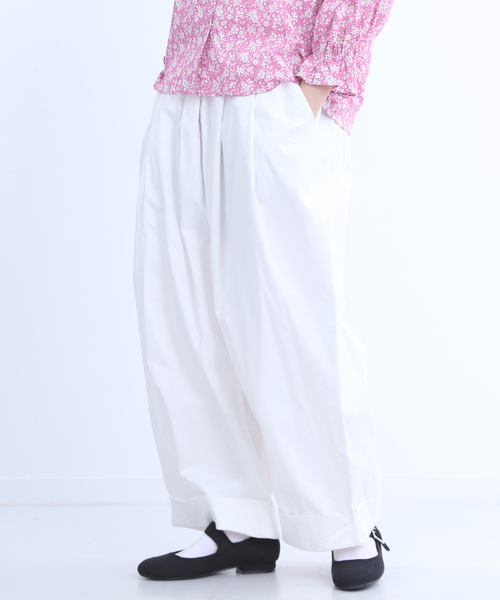 MERLOT（メルロー）の「裾ダブルタックワイドパンツ2675（チノパンツ・レディース・ベージュ/ネイビー/ブラック/オフホワイト/カーキ・FREE）」の2枚目の写真