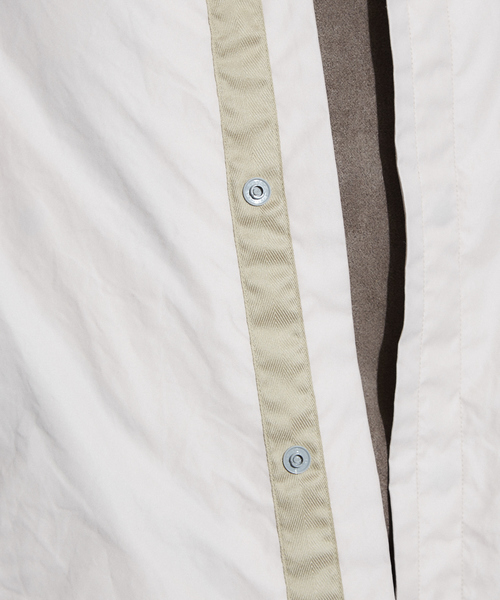 ABAHOUSE（アバハウス）の「【Recency of Mine】ポリエステルミリタリーコート（ステンカラーコート・メンズ・サックスブルー/インディゴブルー/カーキ/ベージュ・46/48）」の14枚目の写真