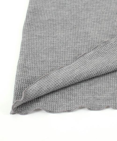 titivate（ティティベイト）の「ﾜｯﾌﾙﾒﾛｰﾛﾝｸﾞｽﾘｰﾌﾞｶｯﾄｿｰ（Tシャツ/カットソー・レディース・ブラック/ベージュ/ブラウン/アイボリー/杢グレー・M）」の18枚目の写真