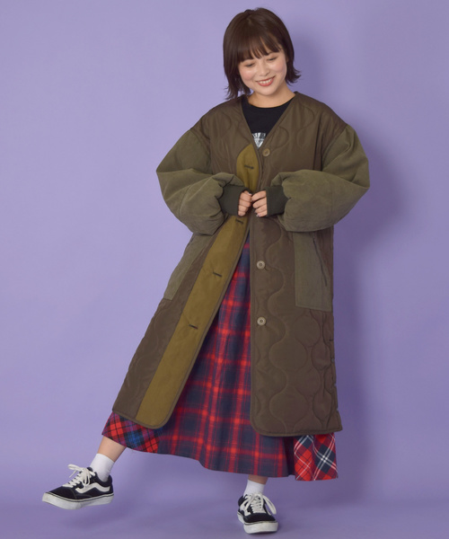 w closet(ダブルクローゼット)の「ひょうたんキルティングロングコート_(その他アウター・レディース・ブラック/カーキ・FREE)」の3枚目の写真