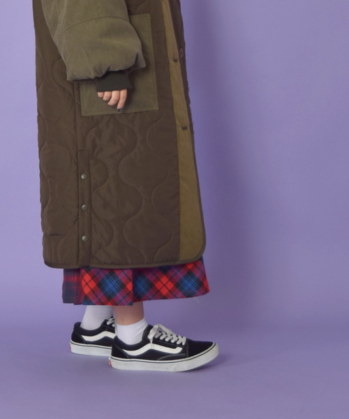 w closet(ダブルクローゼット)の「ひょうたんキルティングロングコート_(その他アウター・レディース・ブラック/カーキ・FREE)」の6枚目の写真