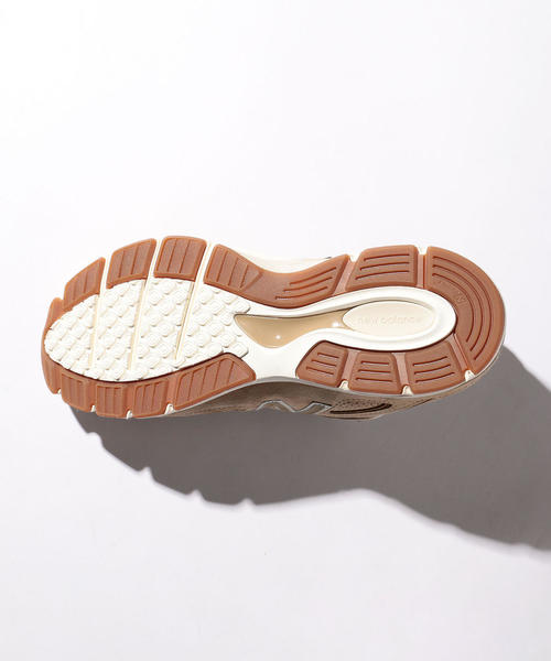 NEW BALANCE(ニューバランス)の「<New Balance (ニューバランス)> M990v4/スニーカー ◆(スニーカー・メンズ・ベージュ/パープル・8/10/9/7/7h/8h/9h/11)」の3枚目の写真