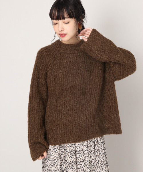 LOWRYS FARM（ローリーズファーム）の「フワカルアゼクループルオーバー　819690（ニット/セーター・レディース・オフホワイト/ブラック/グレー/ブラウン/ベージュ/ピンク・FREE）」の5枚目の写真