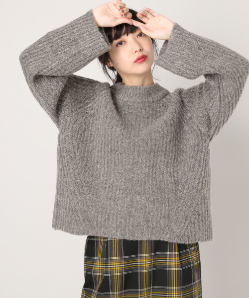 LOWRYS FARM（ローリーズファーム）の「フワカルアゼクループルオーバー　819690（ニット/セーター・レディース・オフホワイト/ブラック/グレー/ブラウン/ベージュ/ピンク・FREE）」の14枚目の写真