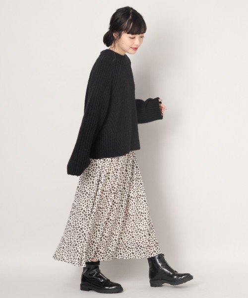 LOWRYS FARM（ローリーズファーム）の「フワカルアゼクループルオーバー　819690（ニット/セーター・レディース・オフホワイト/ブラック/グレー/ブラウン/ベージュ/ピンク・FREE）」の18枚目の写真