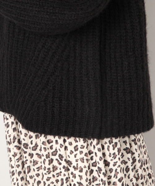 LOWRYS FARM（ローリーズファーム）の「フワカルアゼクループルオーバー　819690（ニット/セーター・レディース・オフホワイト/ブラック/グレー/ブラウン/ベージュ/ピンク・FREE）」の15枚目の写真