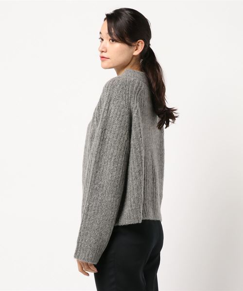 LOWRYS FARM（ローリーズファーム）の「フワカルアゼクループルオーバー　819690（ニット/セーター・レディース・オフホワイト/ブラック/グレー/ブラウン/ベージュ/ピンク・FREE）」の12枚目の写真