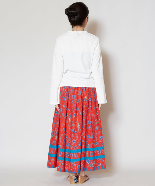 チャイハネ(チャイハネ)の「【チャイハネ】yul 無地ベルスリーブトップス(Tシャツ/カットソー・レディース・ホワイト/グレー/カーキ/オレンジ・FREE)」の7枚目の写真