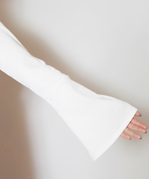 チャイハネ(チャイハネ)の「【チャイハネ】yul 無地ベルスリーブトップス(Tシャツ/カットソー・レディース・ホワイト/グレー/カーキ/オレンジ・FREE)」の9枚目の写真