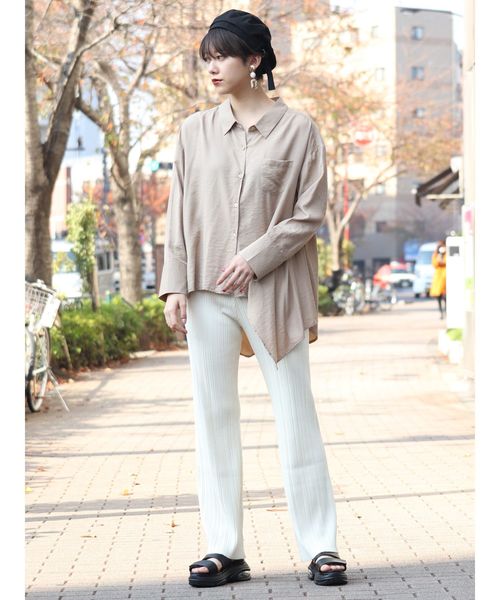 MURUA（ムルーア）の「ランダムリブニットパンツ（その他パンツ・レディース・アイボリー/ブラック/グリーン・FREE）」の8枚目の写真