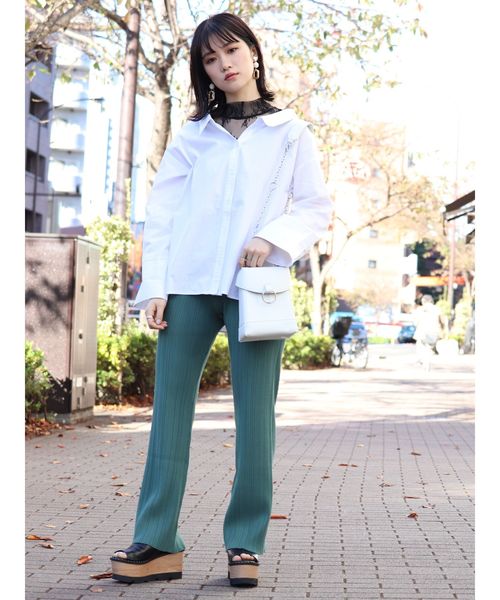 MURUA（ムルーア）の「ランダムリブニットパンツ（その他パンツ・レディース・アイボリー/ブラック/グリーン・FREE）」の16枚目の写真