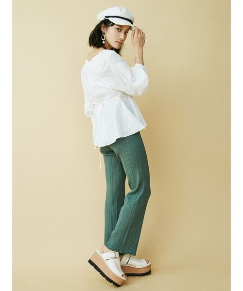 MURUA（ムルーア）の「ランダムリブニットパンツ（その他パンツ・レディース・アイボリー/ブラック/グリーン・FREE）」の17枚目の写真