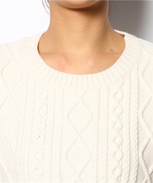 Ray BEAMS（レイビームス）の「□Ray BEAMS / ケーブルクロップド クルーネックニット（ニット/セーター・レディース・オフホワイト/ブラック・ONE SIZE）」の6枚目の写真