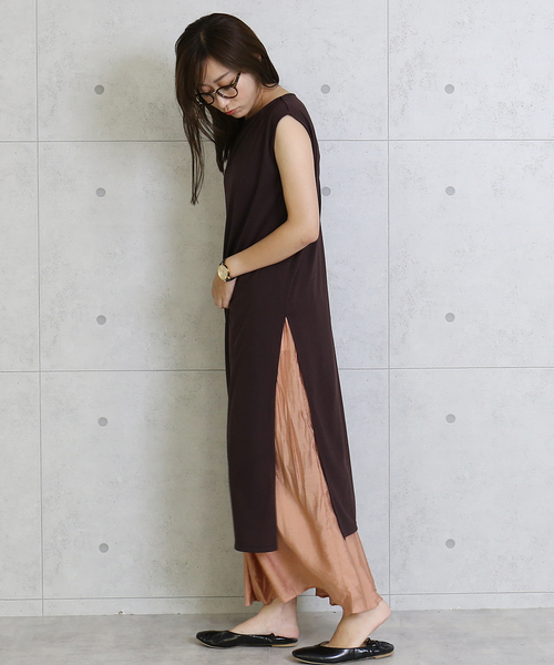 n'ee-ne（ネーネ）の「スリットカットソーワンピース＆プリーツスカートセットアップ（ワンピース・レディース・ブラック/ベージュ/ブラウン/カーキ・M/L）」の16枚目の写真