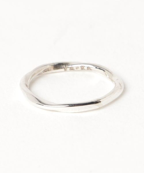 YArKA（ヤーカ）の「【YArKA/ヤーカ】silver925 twist ring[llk]/ひねりリング シルバー925（リング・レディース・ゴールド/シルバー・#9/#11/#13/#15/#17/#19/#21/#4/#18/#2/#20/#22/#23/#3/#8/#1/#10/#12/#14/#16/#5/#6/#7）」の13枚目の写真