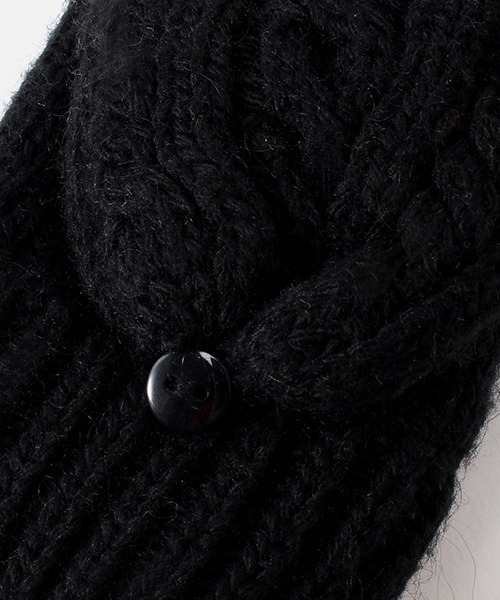 AZUL by moussy(アズールバイマウジー)の「CABLE KNIT 2WAY MITTEN/ケーブルニット2WAYミトン(手袋・レディース・ブラック/キャメル・FREE)」の10枚目の写真