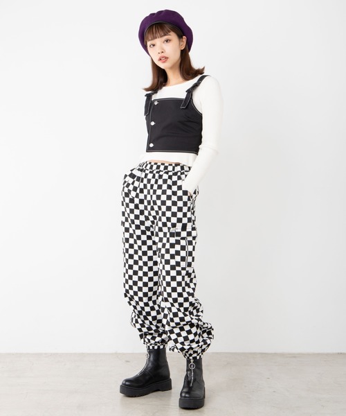 WEGO(ウィゴー)の「WEGO/【セットアップ対応商品】タックボタンステッチビスチェ(ベスト・レディース・ホワイト/ブラック/ブラック系その他2・FREE)」の19枚目の写真