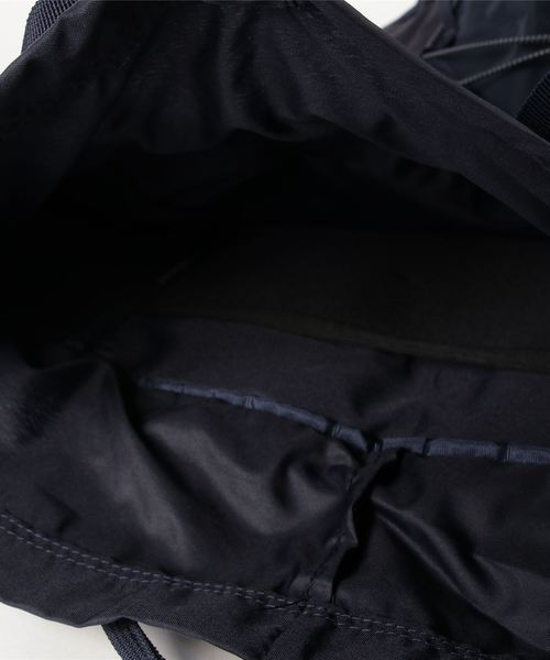DAKINE（ダカイン）の「DAKINE WNDR CINCH PACK 21L バックパック・リュック MDB/ダカイン リュックサック バッグ（バックパック/リュック・メンズ・ネイビー/ベージュ系その他/パープル・FREE）」の6枚目の写真