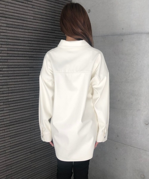 ENVYM(アンビー)の「フェイクレザーSHJK(デニムジャケット・レディース・グレー/ホワイト/ブラック・FREE)」の16枚目の写真