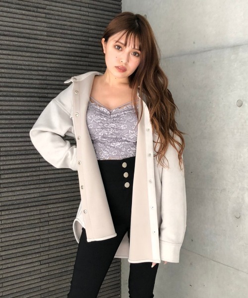 ENVYM(アンビー)の「フェイクレザーSHJK(デニムジャケット・レディース・グレー/ホワイト/ブラック・FREE)」の10枚目の写真