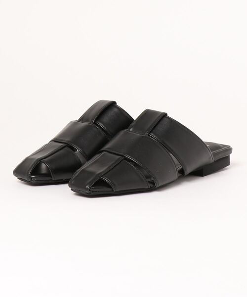 GeeRA(ジーラ)の「スクエアトゥ仕様ミュールサンダル(サンダル・レディース・キャメル/ブラック・LARGE/MEDIUM/SMALL/X-LARGE)」の2枚目の写真