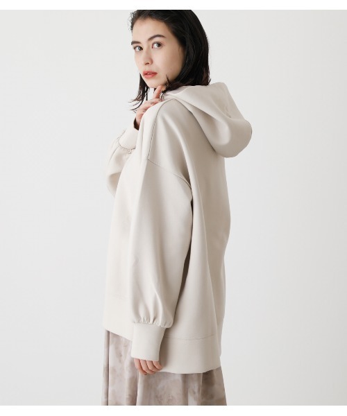AZUL by moussy（アズールバイマウジー）の「CARDBOARD MATERIAL HOODIE/カードボードマテリアルフーディ（パーカー・レディース・ベージュ/グリーン/ライトベージュ/ライム・MEDIUM/SMALL）」の12枚目の写真