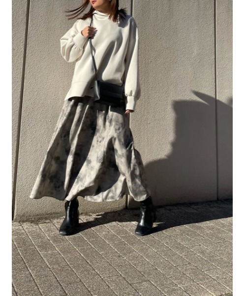 AZUL by moussy（アズールバイマウジー）の「CARDBOARD MATERIAL HOODIE/カードボードマテリアルフーディ（パーカー・レディース・ベージュ/グリーン/ライトベージュ/ライム・MEDIUM/SMALL）」の8枚目の写真