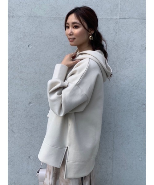 AZUL by moussy（アズールバイマウジー）の「CARDBOARD MATERIAL HOODIE/カードボードマテリアルフーディ（パーカー・レディース・ベージュ/グリーン/ライトベージュ/ライム・MEDIUM/SMALL）」の19枚目の写真