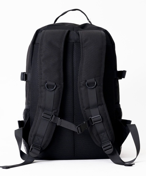 FILA（フィラ）の「【FILA/フィラ】大容量リュックサック マルチケース＆カラビナ付き 30L 3層式 バッグパック（バックパック/リュック・メンズ・トリコロール/ブラック/ブラック×ピンク/ブラック系その他/ブラック系1/ブラック×レッド・FREE）」の11枚目の写真