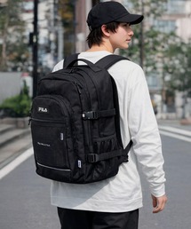 FILA（フィラ）の「【FILA フィラ】大容量リュックサック マルチケース&カラビナ付き 30L 3層式 バッグパック（バックパック/リュック）」