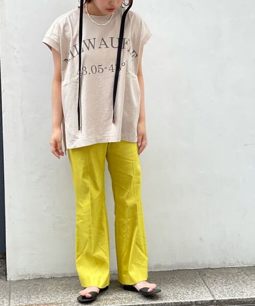 NOLLEY’S(ノーリーズ)の「【WEB限定カラーあり】麻調セミフレアパンツ(その他パンツ・レディース・チャコールグレー/ラベンダー/イエロー・36/38)」の11枚目の写真