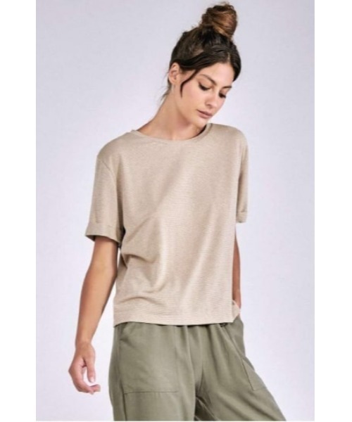DIMENSIONE danza(ディメンシオーネ ダンツァ)の「ジュエリーTシャツ(Tシャツ/カットソー・レディース・ベージュ/ホワイト/ブラック・X-SMALL/MEDIUM/SMALL)」の3枚目の写真