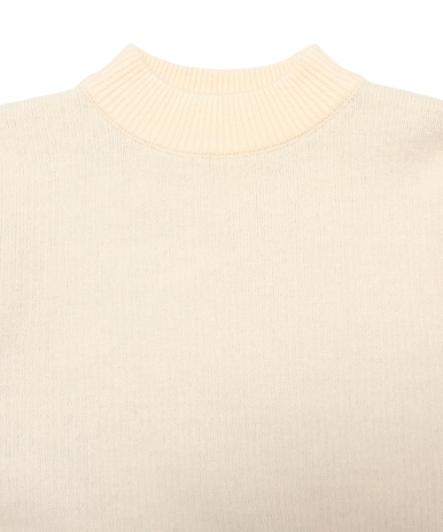 Ray BEAMS(レイビームス)の「Ray BEAMS / Bigシルエット ハイネック(ニット/セーター・レディース・ベージュ/ネイビー・ONE SIZE)」の18枚目の写真