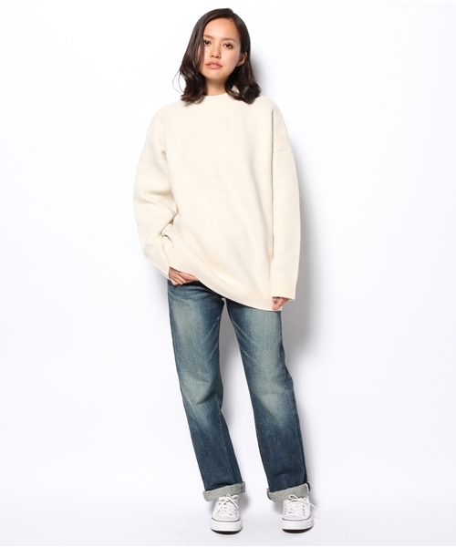 Ray BEAMS(レイビームス)の「Ray BEAMS / Bigシルエット ハイネック(ニット/セーター・レディース・ベージュ/ネイビー・ONE SIZE)」の6枚目の写真