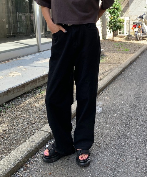 RASVOA（ラスボア）の「ルーズデニムワイドパンツ／カツラギパンツ（デニムパンツ・レディース・オフホワイト/ブラック・S/M）」の2枚目の写真