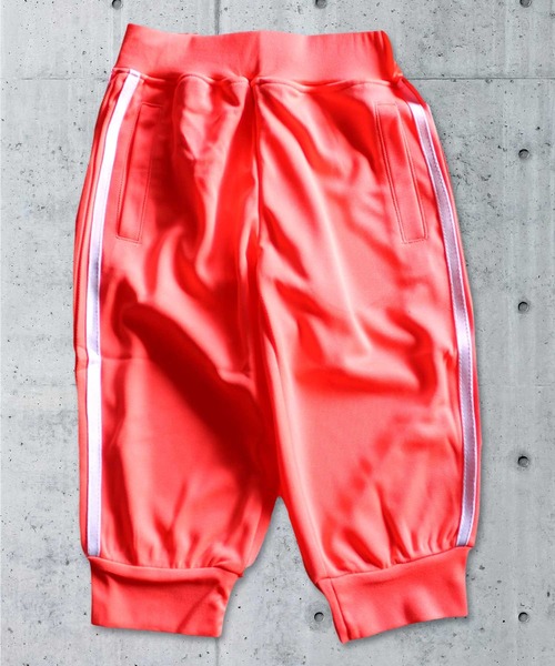 THE CASUAL（カジュアル）の「DRY MESH サイドライン7分丈パンツ キッズ（その他パンツ・キッズ・ブラック系1/オフホワイト/ブラック系2/オレンジ/グレー系/ピンク/ブラック系/ブラック/カーキ系/イエロー・110cm/120cm/130cm/140cm/160cm/150cm）」の9枚目の写真