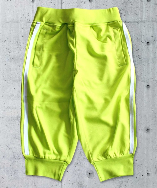 THE CASUAL（カジュアル）の「DRY MESH サイドライン7分丈パンツ キッズ（その他パンツ・キッズ・ブラック系1/オフホワイト/ブラック系2/オレンジ/グレー系/ピンク/ブラック系/ブラック/カーキ系/イエロー・110cm/120cm/130cm/140cm/160cm/150cm）」の8枚目の写真