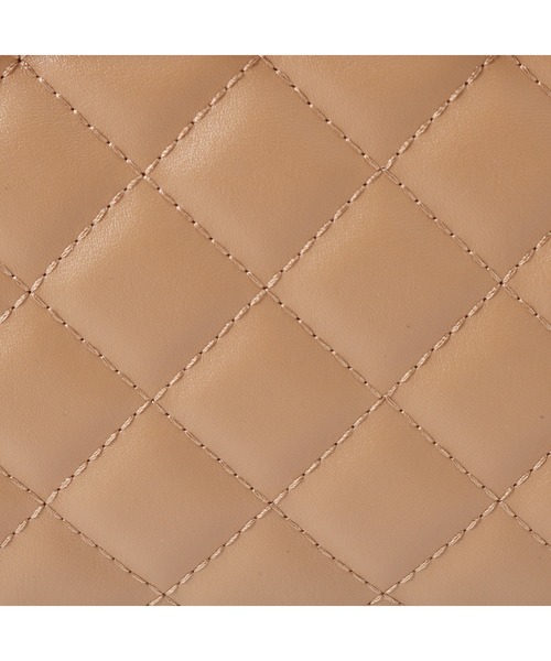 Guess(ゲス)の「ILLY Convertible Crossbody Flap(ショルダーバッグ・レディース・ブラック/ベージュ/ライトピンク・ONE SIZE)」の12枚目の写真