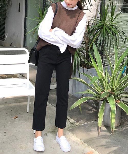 urge:(アージコロン )の「【URGE:】 ハイウエスト テーパード デニムパンツ(デニムパンツ・レディース・ブラック/ブルー・S/M/L/XL)」の6枚目の写真